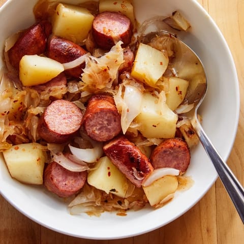 Sausage Sauerkraut Skillet Kartoffeln