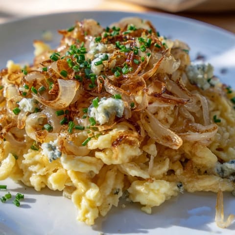 Käse Spätzle Gorgonzola Zwiebeln